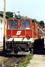 Lokomotiva: 2095.013-5 | Místo a datum: St.Pölten Alpenbahnhof 13.08.2000