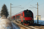 Lokomotiva: 80-90 710 | Vlak: RJ 43 ( Innsbruck Hbf. - Budapest Kel.pu. ) | Místo a datum: Ollersbach 27.01.2010