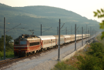 Lokomotiva: 44.103-0 | Vlak: MBV 1183 ( Russe - Burgas ) | Msto a datum: Asparuchovo 28.06.2008