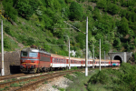 Lokomotiva: 45.147-6 | Vlak: BV 7630 ( Lom - Sofia ) | Místo a datum: Svoge 07.05.2007