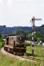 Lokomotiva: 661-316 | Vlak: 45101 ( Drenovci - Tuzla ) | Místo a datum: Duboki Potok 02.08.2004
