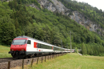 Lokomotiva: 28-94 980-5 | Vlak: IC 880 ( Brig - Basel SBB ) | Místo a datum: Blausee-Mitholz 19.06.2006