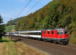 Lokomotiva: Re 4/4 11152 | Vlak: IR 2177 ( Basel SBB - Locarno ) | Místo a datum: Tecknau 28.09.2009