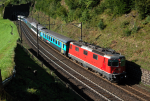 Lokomotiva: Re 4/4 11201 | Vlak: IR 2272 ( Locarno - Zürich HB ) | Místo a datum: Wassen 08.09.2007