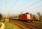 Lokomotiva: Re 4/4 11221 | Vlak: EC 163 Transalpin ( Basel SBB - Wien Westbf. ) | Místo a datum: Frick 28.09.2009