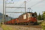 Lokomotiva: Re 4/4 185 | Vlak: GG 48611 ( Thun - Kandersteg ) | Místo a datum: Frutigen 20.06.2006