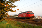 Lokomotiva: Re 460.009-4 | Vlak: IR 2065 ( Basel SBB - Zürich Flughafen ) | Místo a datum: Frick 28.09.2009