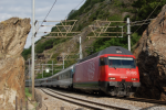 Lokomotiva: Re 460.026-8 | Vlak: IC 855 ( Basel SBB - Brig ) | Místo a datum: Lalden 22.06.2006