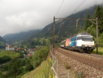 Lokomotiva: Re 460.073-0 | Vlak: IR 2261 ( Zürich HB - Locarno ) | Místo a datum: Wassen 23.06.2006