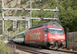 Lokomotiva: Re 460.102-7 | Vlak: IC 855 ( Basel SBB - Brig ) | Místo a datum: Hohtenn 21.06.2006