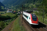 Lokomotiva: RABDe 500.001 | Vlak: ICN 667 ( Zrich HB - Lugano ) | Msto a datum: Wassen 03.06.2009
