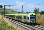 Lokomotiva: RABe 535.103 + RABe 535.113 + RABe 535.104 | Vlak: RE 4173 Lötschberger ( Bern - Domodossola ) | Místo a datum: Kumm 22.08.2018