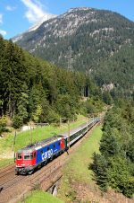 Lokomotiva: Re 6/6 11686 ( Re 620.086-9 ) | Vlak: Sdz 33567 ( Luzern - Bellinzona ) | Místo a datum: Wassen 08.09.2007