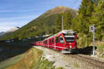Lokomotiva: ABe 8/12 3505 | Vlak: RE 1326 ( St.Moritz - Landquart ) | Místo a datum: La Punt Chamues-ch 25.09.2021