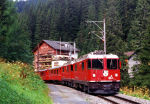 Lokomotiva: Ge 4/4 613 + Ge 4/4 632 | Vlak: D 34 ( Landquart - Davos-Platz ) | Msto a datum: Davos-Laret 08.07.1994