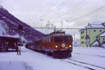 Lokomotiva: Ge 4/4 602 | Vlak: G 4507 ( Chur - St.Moritz ) | Místo a datum: Bever 11.01.1996