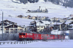 Lokomotiva: Ge 4/4 608 | Vlak: R 744 ( Scuol-Tarasp - St.Moritz ) | Místo a datum: Celerina 27.01.1996