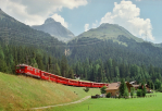 Lokomotiva: Ge 6/6 705 | Vlak: D 550 ( St.Moritz - Chur ) | Místo a datum: Preda 05.08.1994