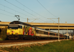 Lokomotiva: Re 460.053-2 | Vlak: IC 787 ( Basel SBB - Zrich HB ) | Msto a datum: Sissach 28.09.2009