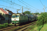Lokomotiva: 150.005-7 | Vlak: Os 9112 ( Benešov u Prahy - Praha hl.n. ) | Místo a datum: Benešov u Prahy   21.07.1998