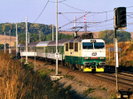 Lokomotiva: 151.014-8 | Vlak: R 603 ( Praha hl.n. - Bohumín ) | Místo a datum: Lipník nad Bečvou 05.10.2004