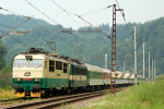 Lokomotiva: 151.016-3 + 162.057-4 | Vlak: R 705 Chodovar ( Cheb - Břeclav ) | Místo a datum: Bezpráví   12.07.2006