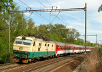 Lokomotiva: 151.016-3 | Vlak: Ex 128 Hradčany ( Žilina - Praha hl.n. ) | Místo a datum: Kolín zastávka 10.05.2012