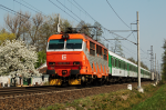 Lokomotiva: 151.019-7 | Vlak: EC 118 Comenius ( Krakow Glowny - Praha hl.n. ) | Msto a datum: Zbo nad Labem 13.04.2009