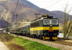 Lokomotiva: 163.048-2 | Vlak: R 245 Detvan ( Praha hl.n. - Zvolen os.st.) | Místo a datum: Vrútky zastávka (SK) 15.04.1998