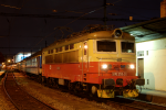 Lokomotiva: 242.253-3 | Vlak: R 815 ( Brno hl.n. - Olomouc hl.n. ) | Místo a datum: Brno hl.n.   20.11.2010