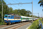 Lokomotiva: 362.164-6 | Vlak: R 680 ( Brno hl.n. - Praha hl.n. ) | Msto a datum: Koln zastvka 17.06.2009