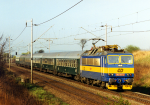 Lokomotiva: 363.004-3 | Vlak: R 433 Beskyd ( Brno hl.n. - Žilina ) | Místo a datum: Lipník nad Bečvou   02.05.1997