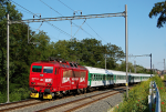 Lokomotiva: 363.033-2 | Vlak: R 874 Macocha ( Brno hl.n. - Praha hl.n. ) | Msto a datum: Koln zastvka 17.06.2009