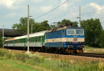 Lokomotiva: 363.066-2 | Vlak: R 677 ( Praha hl.n. - Brno hl.n. ) | Místo a datum: Nová Ves u Kolína 09.07.2006