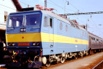 Lokomotiva: 363.074-6 | Vlak: Os 8206 ( České Budějovice - Praha hl.n. ) | Místo a datum: Benešov u Prahy   02.05.1987
