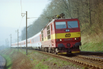 Lokomotiva: 372.005-9 | Vlak: EC 178 Carl Maria von Weber ( Praha hl.n. - Westerland (Sylt) ) | Místo a datum: Dolní Zálezly 03.04.1997
