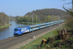 Lokomotiva: 380.017-4 | Vlak: EC 172 Hungaria ( Budapest Nyugati pu. - Hamburg-Altona ) | Místo a datum: Týnec nad Labem 19.04.2019