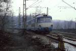 Lokomotiva: 452.006-0 | Vlak: Os 9132 ( Benešov u Prahy - Praha hl.n. ) | Místo a datum: Čerčany 12.03.1994