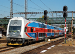 Lokomotiva: 471.023-2 | Vlak: Os 8828 ( Praha hl.n. - Beroun ) | Msto a datum: Praha-Smchov 23.09.2010