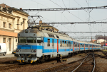 Lokomotiva: 560.005-1 | Vlak: Os 4714 ( Brno hl.n. - Letovice ) | Místo a datum: Brno hl.n. 27.04.2013