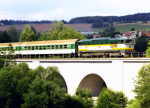 Lokomotiva: 750.222-2 | Vlak: Os 5405 ( Turnov - Pardubice hl.n. ) | Místo a datum: Libštát 31.07.1998