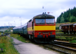 Lokomotiva: 751.143-9 | Vlak: Os 28203 ( esk Budjovice - Horn Dvoit ) | Msto a datum: Horn Dvoit 20.08.1994
