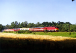 Lokomotiva: 754.009-9 | Vlak: Ex 375  Vindobona ( Berlin Lichtenberg - Wien FJBf. ) | Místo a datum: Frahelž 22.08.1991