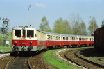 Lokomotiva: 830.076-6 | Vlak: Sp 1930 ( Jeseník - Olomouc hl.n. ) | Místo a datum: Horní Lipová 01.05.2001