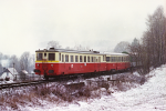Lokomotiva: 830.090-7 | Vlak: Os 5404 ( Jaroměř - Liberec ) | Místo a datum: Rádlo 19.03.1997