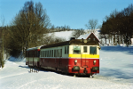 Lokomotiva: 830.190-5 | Vlak: Os 5415 ( Liberec - Jaroměř ) | Místo a datum: Rádlo 03.01.2002