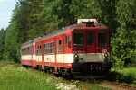 Lokomotiva: 842.016-8 | Vlak: Os 8711 ( Vesel nad Lunic - esk Velenice ) | Msto a datum: Vlkov nad Lunic 13.06.2006
