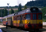 Lokomotiva: 850.030-8 | Vlak: Os 4810 ( Brno hl.n. - Jihlava ) | Msto a datum: Okky 13.08.1995