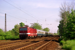 Lokomotiva: 143.290-5 | Vlak: IC 556 Gottfried Semper ( Dresden Hbf. - Saarbrcken Hbf. ) | Msto a datum: Grosskorbetha 16.05.1994