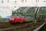 Lokomotiva: 215.036-5 | Místo a datum: Köln Hbf. 13.05.1995